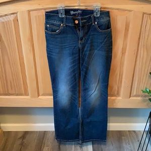 Worn only a few times Wrangler Jeans in good condition!